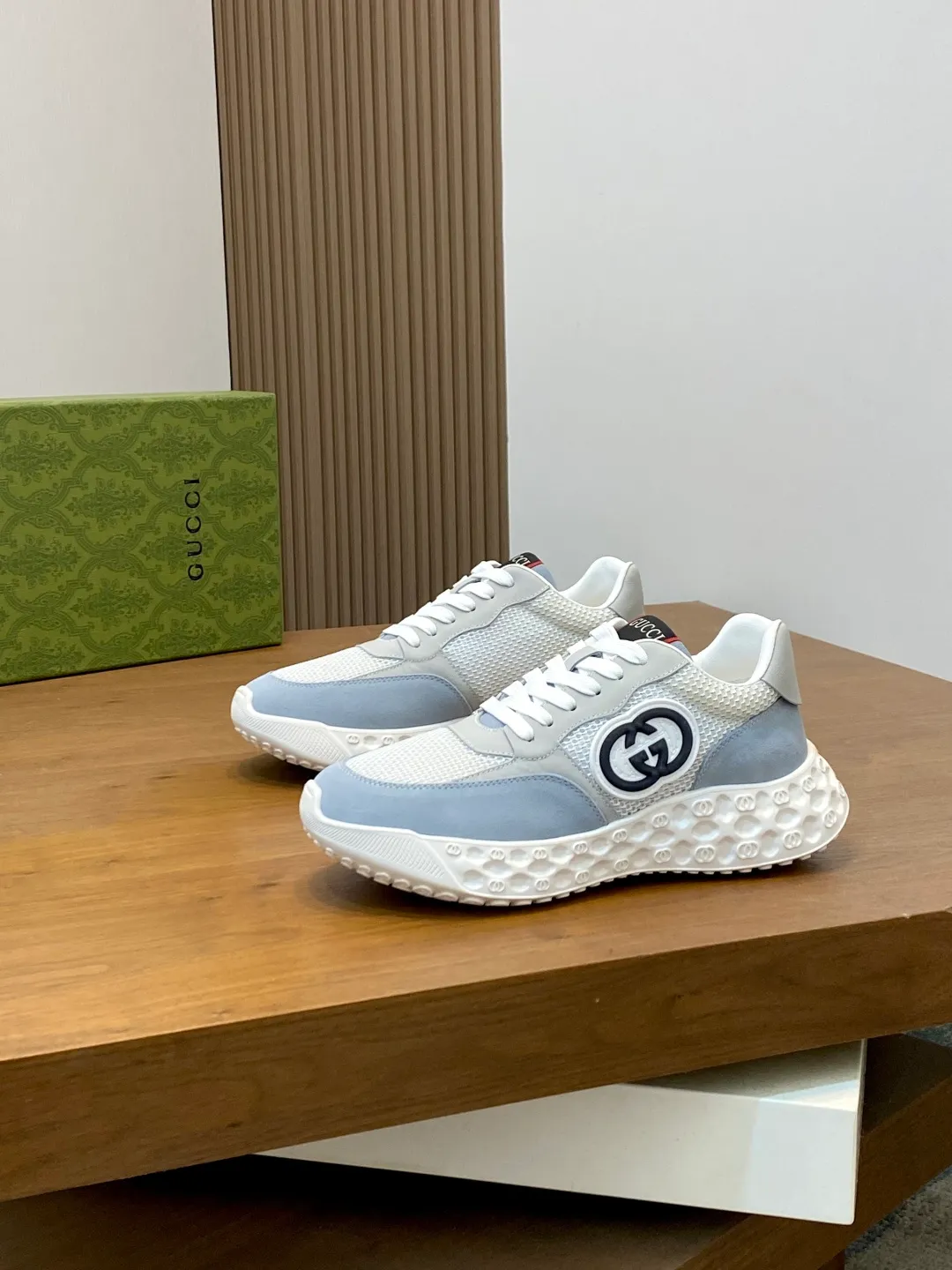 Men's shoes 💰780 [Gucci] Gucci - High-end quality original order - Upper: Napa calfskin, pebbled calfskin, computer embroidered brand totem - Inner: water-dyed cowhide - Outsole: ultra-light TPU·rubber; two-color molded outsole -Super high quality control·Fine workmanship: highlighted (high-end·luxury·grade) -Size: 38-44 (38 45 can be customized)